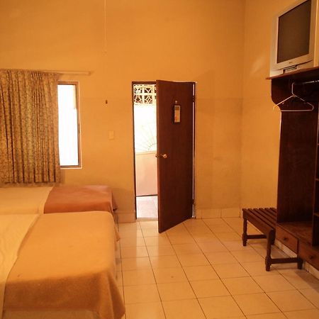 Hotel Kuraica Ciudad Obregón Екстериор снимка