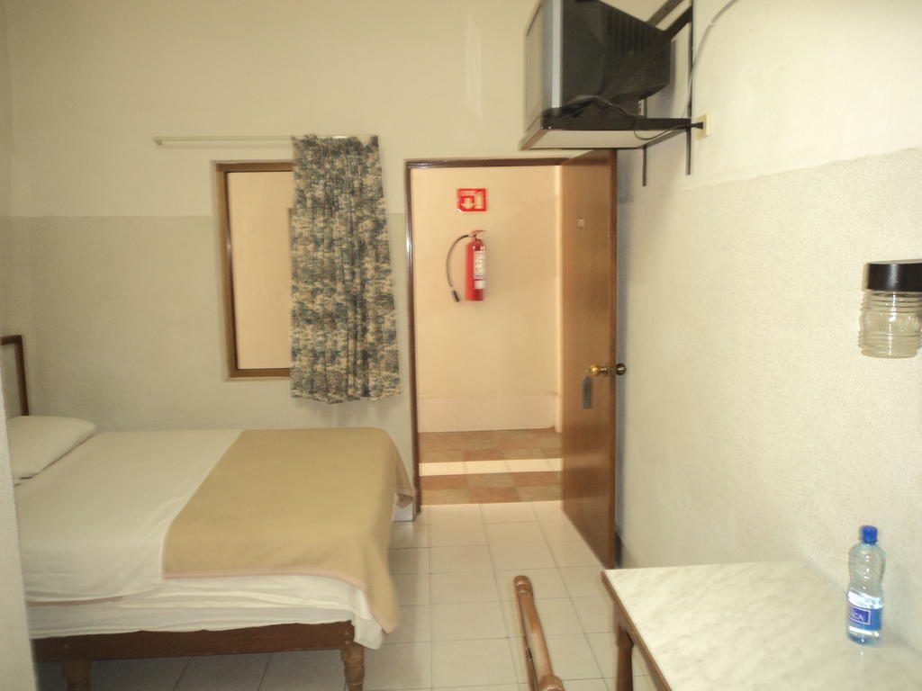 Hotel Kuraica Ciudad Obregón Стая снимка