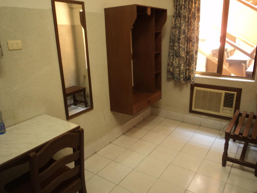 Hotel Kuraica Ciudad Obregón Стая снимка